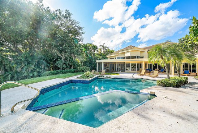 13060 Monet Lane, Palm Beach Gardens, FL 33410