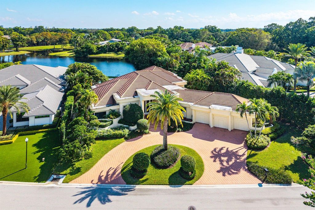13060 Monet Lane, Palm Beach Gardens, FL 33410