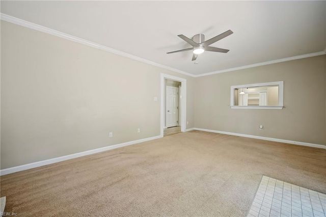 7743 Waters Edge LN, Gloucester Point, VA 23062