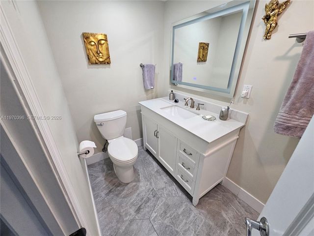 300 Bayview Drive 2101, Sunny Isles Beach, FL 33160
