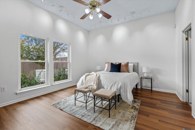 13536 S Fairview Ave, Baton Rouge, LA 70816