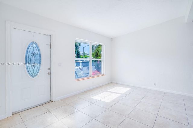 1305 11th Ct, West Palm Beach, FL 33401