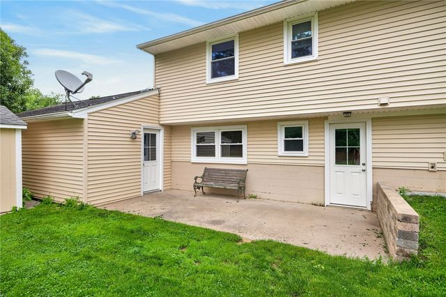 60 Barnfield Road, Henrietta, NY 14534