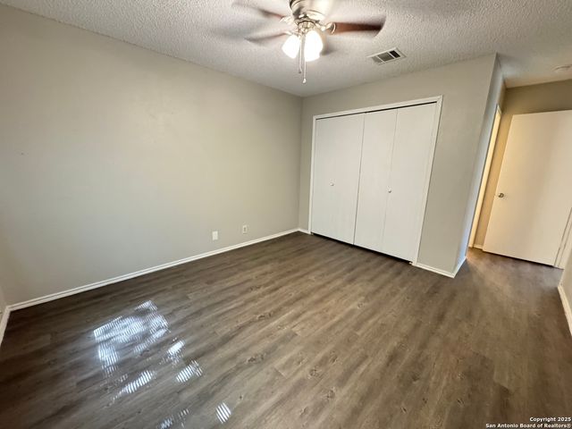 5241 Meadow Rise, San Antonio, TX 78250