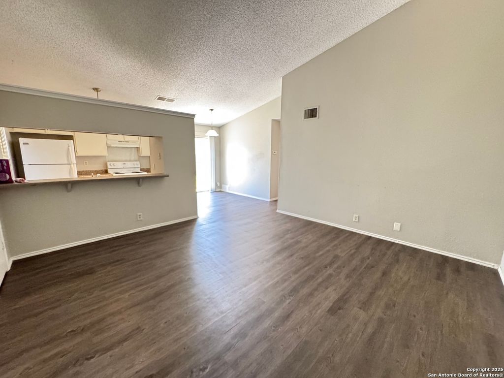 5241 Meadow Rise, San Antonio, TX 78250