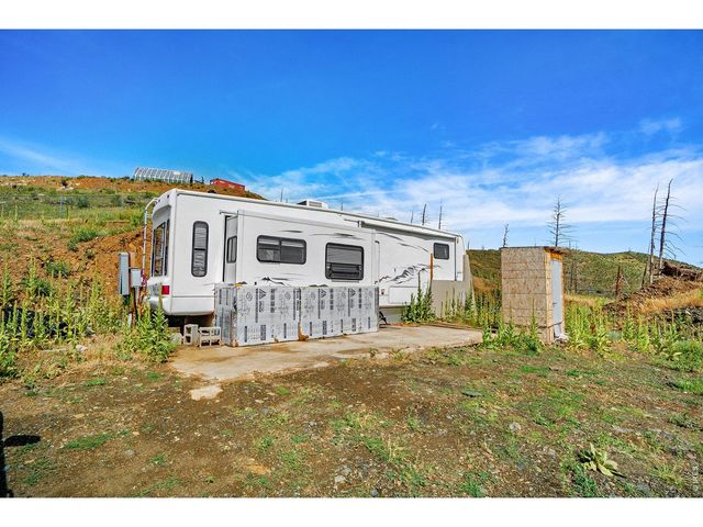 1600 Whale Rock Rd, Bellvue, CO 80512