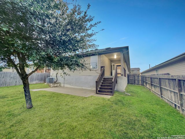 12370 Erstein, Selma, TX 78154