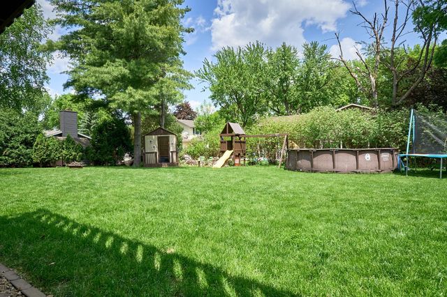 811 Church Hill Lane, Glencoe, MN 55336