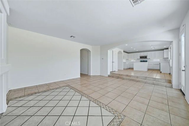 9373 Dragon Tree, Hesperia, CA 92344