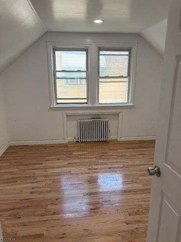 153 Arlington Ave, Paterson City, NJ 07502