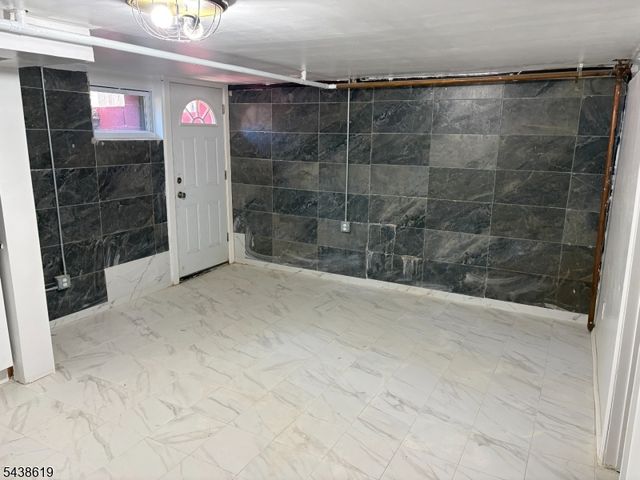 153 Arlington Ave, Paterson City, NJ 07502