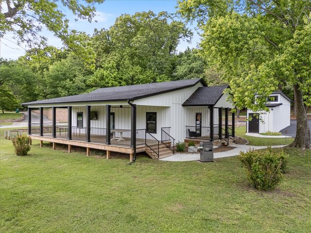 5515 Carley Road, Springdale, AR 72762