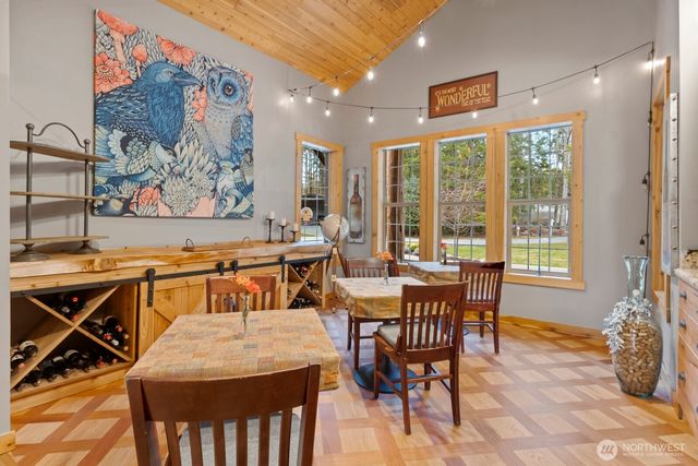 40105 Highland Drive E, Roy, WA 98580