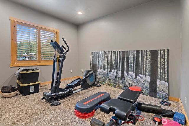 40105 Highland Drive E, Roy, WA 98580