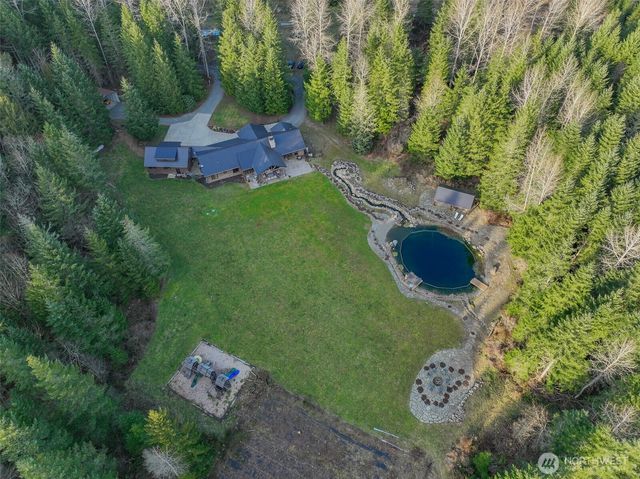 40105 Highland Drive E, Roy, WA 98580