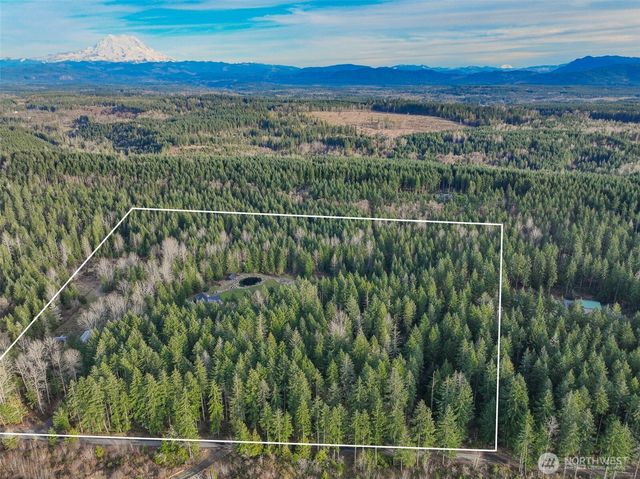 40105 Highland Drive E, Roy, WA 98580