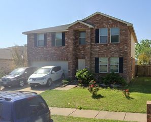3905 Irish Setter Drive, Fort Worth, TX 76123