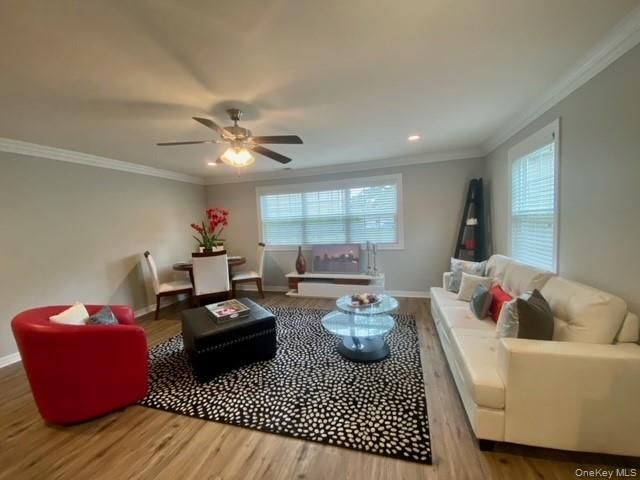 61 Adams Way 61, Sayville, NY 11782