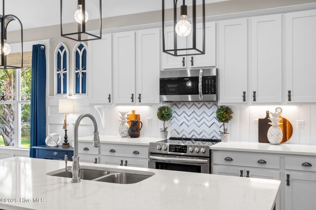 1501 Regatta Lane SW, Ocean Isle Beach, NC 28469