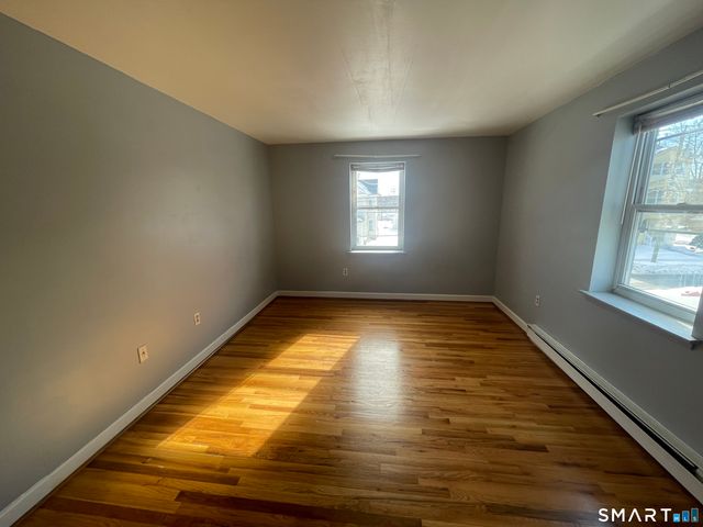 24 Merrill Street APT B3, Hartford, CT 06106