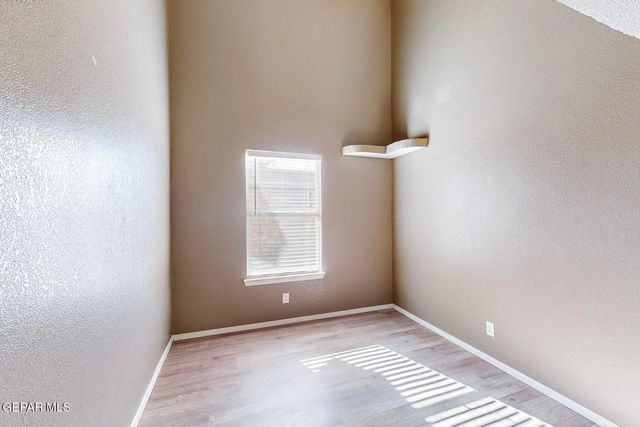 780 DESERT SPRING Drive, Horizon City, TX 79928