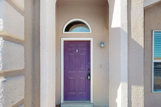 780 DESERT SPRING Drive, Horizon City, TX 79928