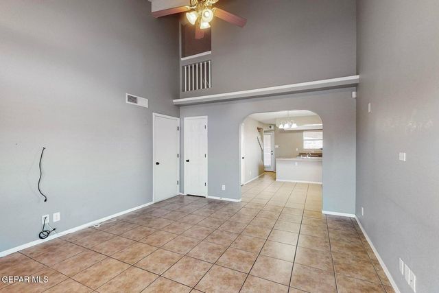 780 DESERT SPRING Drive, Horizon City, TX 79928