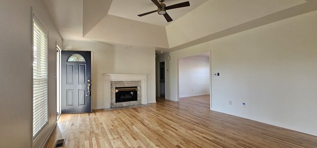 1120 Gray Bill Dr, Gallatin, TN 37066