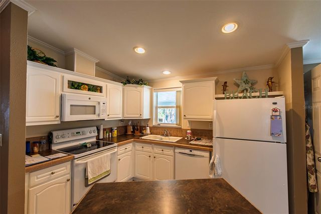 13 ROTTERDAM DRIVE, Punta Gorda, FL 33950