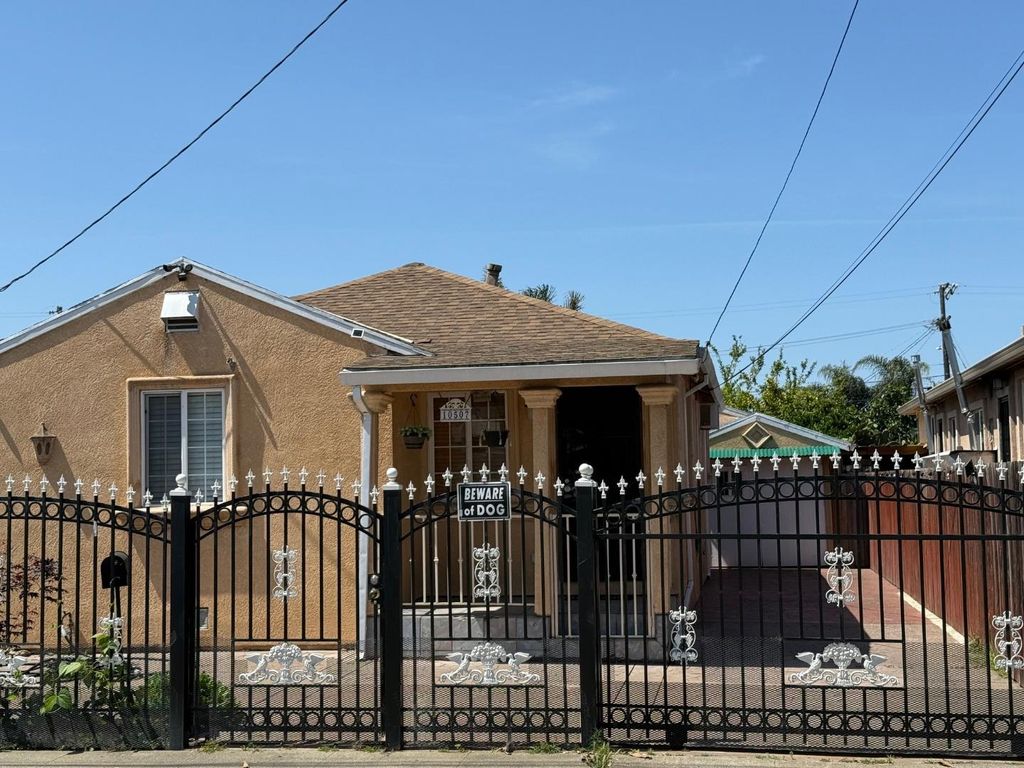 10507 Russet Street, Oakland, CA 94603