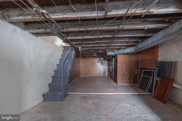 2719 FOLSOM ST, Philadelphia, PA 19130