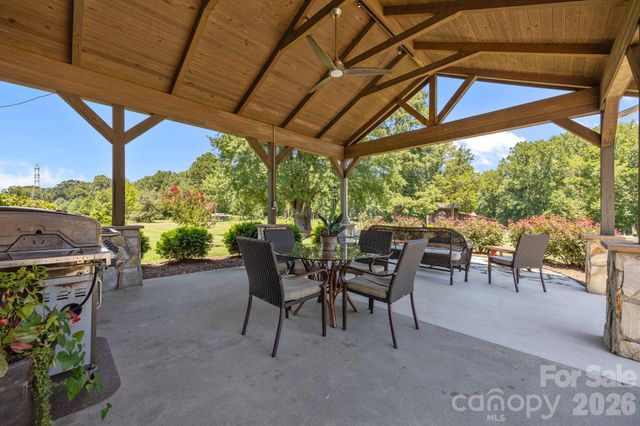 9256 US Highway 311 Highway, Archdale, NC 27263