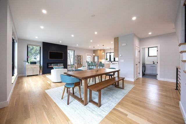 25 Tolman St 2, Waltham, MA 02453