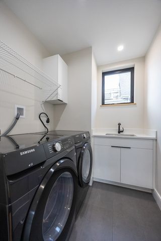 25 Tolman St 2, Waltham, MA 02453