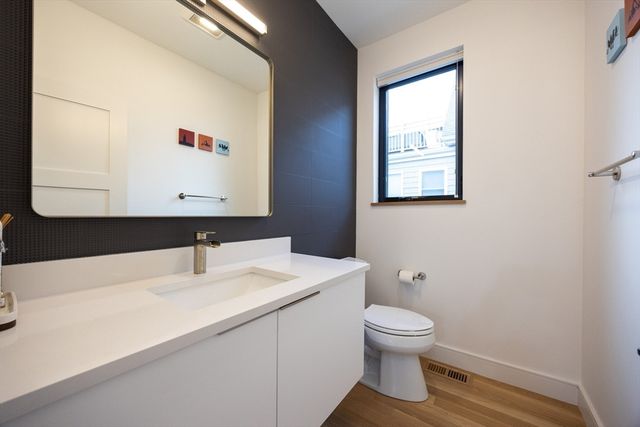 25 Tolman St 2, Waltham, MA 02453