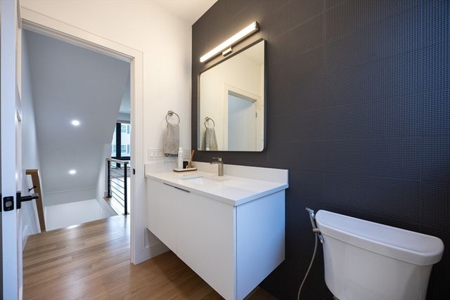 25 Tolman St 2, Waltham, MA 02453