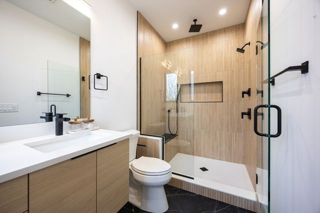 25 Tolman St 2, Waltham, MA 02453