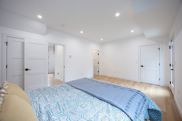 25 Tolman St 2, Waltham, MA 02453