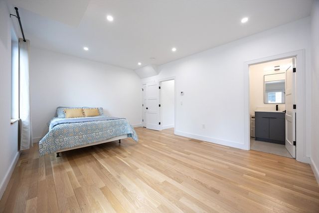 25 Tolman St 2, Waltham, MA 02453