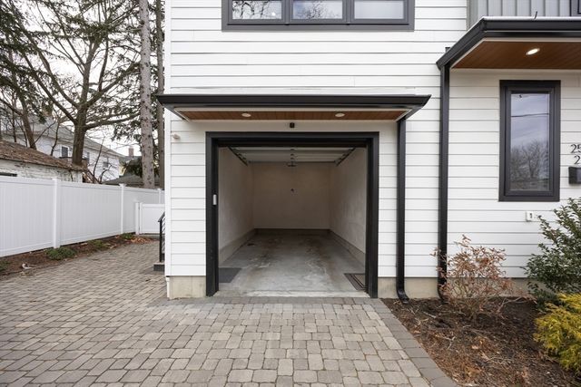 25 Tolman St 2, Waltham, MA 02453