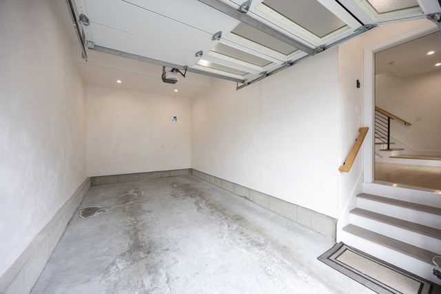 25 Tolman St 2, Waltham, MA 02453