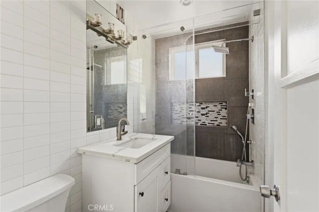 6421 Bertrand, Reseda, CA 91335