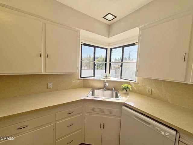 210 W Woodruff Avenue, Arcadia, CA 91007