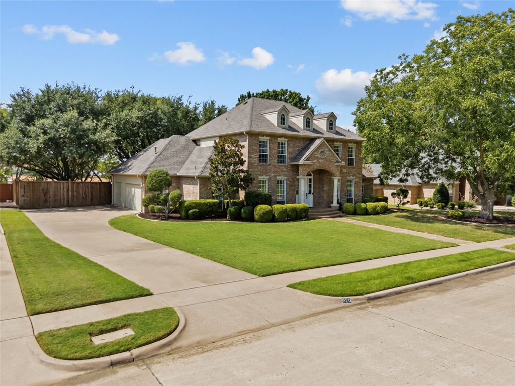 920 Ownby Lane, Southlake, TX 76092