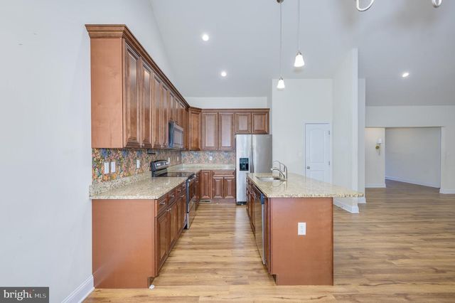 277 SHVEDA WAY, Shepherdstown, WV 25443