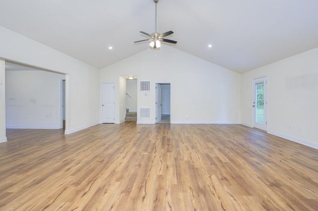 277 SHVEDA WAY, Shepherdstown, WV 25443