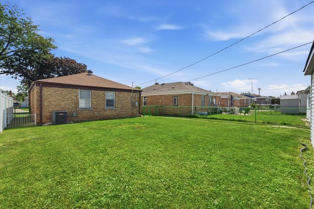 3536 Ernst Street, Franklin Park, IL 60131