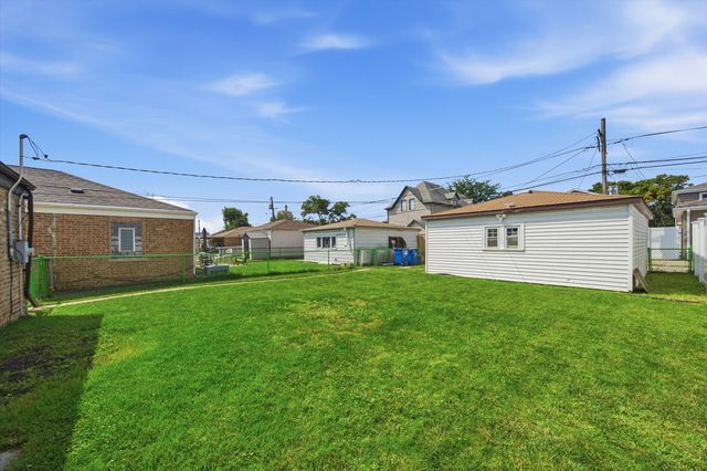 3536 Ernst Street, Franklin Park, IL 60131