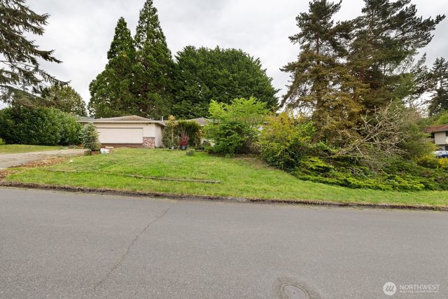 31446 28th Place SW, Federal Way, WA 98023
