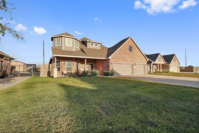 719 Cold Spring Drive, Baytown, TX 77523